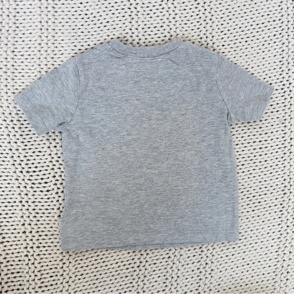 Baby Gap Gray Short Sleeve Tee with Breathable Fabric and Relaxed Fit 18-24 Mos